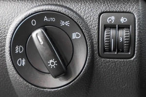 Внедорожник Volkswagen Tiguan 2010 года, 949000 рублей, Барнаул