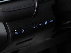 Седан Toyota Camry 2018 года, 2734444 рублей, Москва