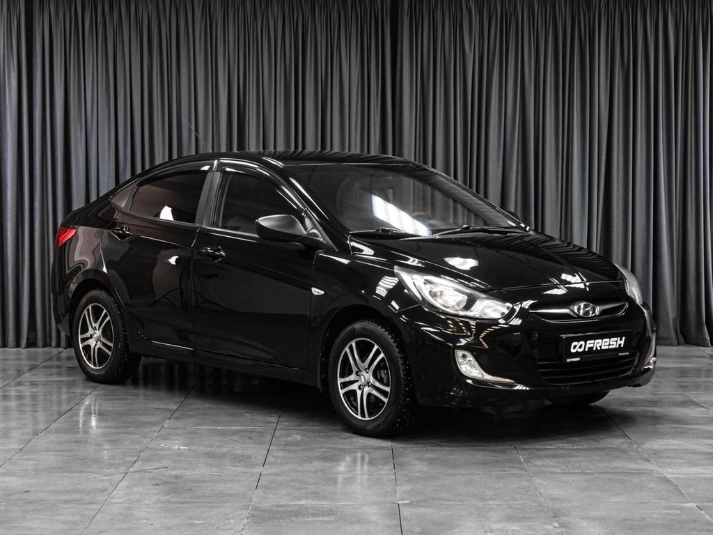 Седан Hyundai Solaris 2012 года, 719000 рублей, Тюмень
