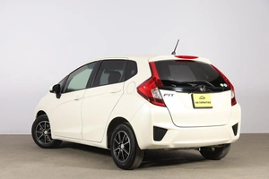 Хетчбэк Honda Fit 2017 года, 1189000 рублей, Новосибирск