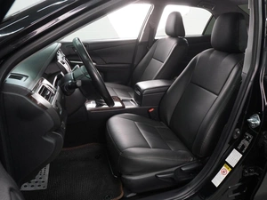 Седан Toyota Camry 2017 года, 2099000 рублей, Воронеж