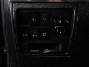 Внедорожник Toyota Land Cruiser 2015 года, 4509000 рублей, Тюмень