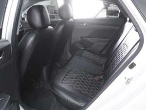 Седан Hyundai Solaris 2019 года, 1570000 рублей, Ростов-на-Дону