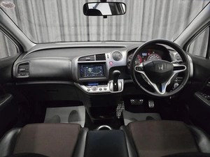 Минивэн Honda Stream 2010 года, 1130000 рублей, Красноярск