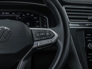 Внедорожник Volkswagen Tiguan 2021 года, 3099000 рублей, Ставрополь