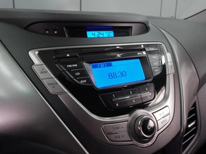 Седан Hyundai Elantra 2012 года, 999000 рублей, Воронеж