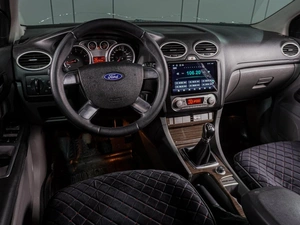 Хетчбэк Ford Focus 2008 года, 579000 рублей, Воронеж