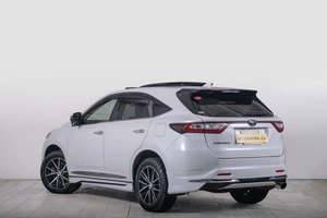 Внедорожник Toyota Harrier 2019 года, 2979000 рублей, Томск