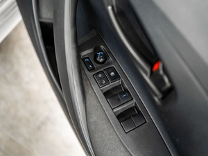 Универсал Toyota Corolla 2019 года, 1749000 рублей, Красноярск