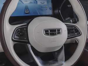 Внедорожник Geely Monjaro 2023 года, 3170000 рублей, Ростов-на-Дону