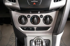 Хетчбэк Ford Focus 2012 года, 789000 рублей, Пермь