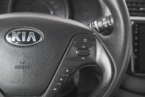 Хетчбэк Kia Ceed 2016 года, 899000 рублей, Кемерово