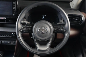 Внедорожник Toyota Yaris Cross 2021 года, 2399000 рублей, Тюмень