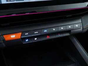Лифтбек Changan UNI-V 2022 года, 2097444 рублей, Москва