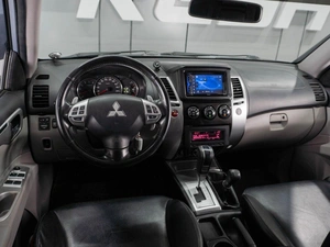 Внедорожник Mitsubishi Pajero Sport 2011 года, 2149000 рублей, Тюмень