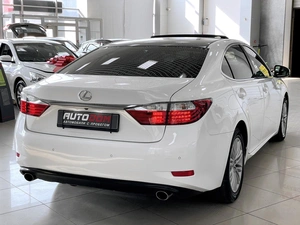 Седан Lexus ES 2014 года, 1997000 рублей, Солонцы
