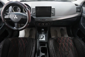 Хетчбэк Mitsubishi Lancer 2008 года, 899000 рублей, Омск