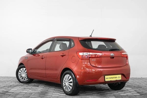 Хетчбэк Kia Rio 2013 года, 779000 рублей, Кемерово