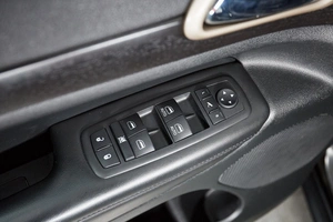 Внедорожник Jeep Grand Cherokee 2013 года, 2299000 рублей, Красноярск