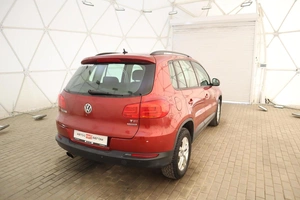 Внедорожник Volkswagen Tiguan 2013 года, 1299000 рублей, Обнинск