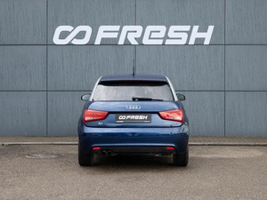 Хетчбэк Audi A1 2011 года, 830000 рублей, Краснодар