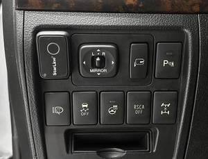 Внедорожник Toyota Land Cruiser 2014 года, 3490000 рублей, Красноярск