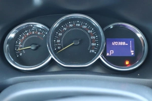 Хэтчбек Renault Sandero 2015 года, 1010000 рублей, Мирное