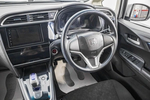 Универсал Honda Shuttle 2016 года, 989000 рублей, Барнаул