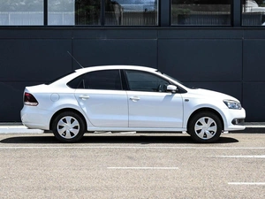 Седан Volkswagen Polo 2011 года, 579000 рублей, Кирилловка
