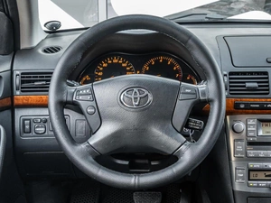 Седан Toyota Avensis 2007 года, 999000 рублей, Ставрополь