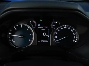 Внедорожник Toyota Land Cruiser Prado 2018 года, 4827055 рублей, Москва