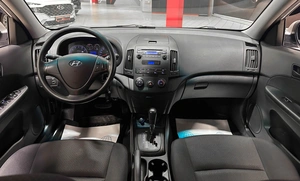 Хетчбэк Hyundai i30 2010 года, 650000 рублей, Красноярск