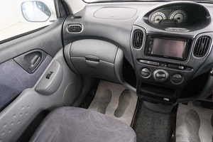 Минивэн Toyota Funcargo 2001 года, 429000 рублей, Красноярск