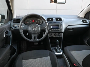 Седан Volkswagen Polo 2013 года, 759000 рублей, Кирилловка