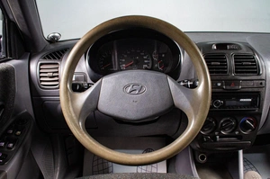 Седан Hyundai Accent 2007 года, 339000 рублей, Сургут