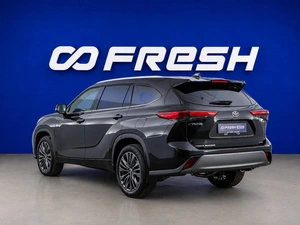 Внедорожник Toyota Highlander 2026 года, 5358888 рублей, Москва