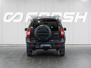 Внедорожник Chevrolet Niva 2012 года, 429000 рублей, Сургут
