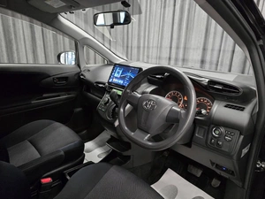 Минивэн Toyota Wish 2012 года, 1275000 рублей, Красноярск