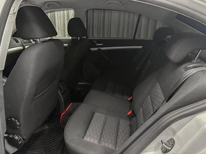 Лифтбек Skoda Octavia 2011 года, 735000 рублей, Красноярск