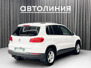 Внедорожник Volkswagen Tiguan 2011 года, 1200000 рублей, Красноярск