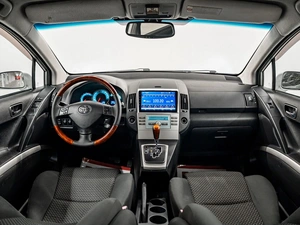 Минивэн Toyota Corolla Verso 2008 года, 800000 рублей, Красноярск