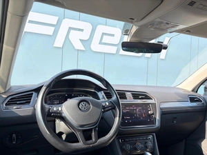 Внедорожник Volkswagen Tiguan 2019 года, 2519000 рублей, Ижевск