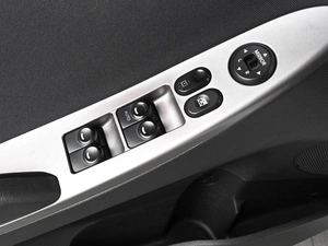 Седан Hyundai Solaris 2014 года, 1099000 рублей, Ростов-на-Дону