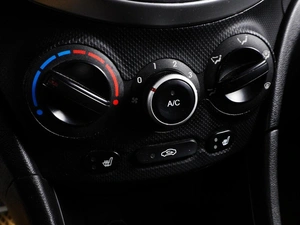 Хетчбэк Hyundai Solaris 2012 года, 625000 рублей, Минеральные Воды