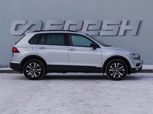 Внедорожник Volkswagen Tiguan 2019 года, 2350000 рублей, Волгоград