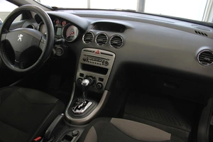 Хетчбэк Peugeot 308 2009 года, 385000 рублей, Красноярск