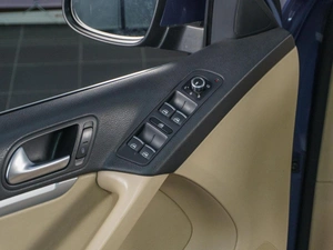 Внедорожник Volkswagen Tiguan 2015 года, 1649000 рублей, Сургут