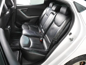 Седан Hyundai Avante 2011 года, 1199000 рублей, Воронеж