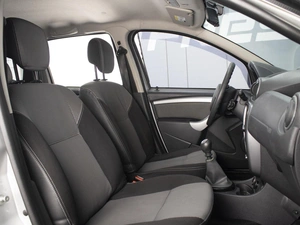 Внедорожник Renault Duster 2013 года, 950000 рублей, Омск