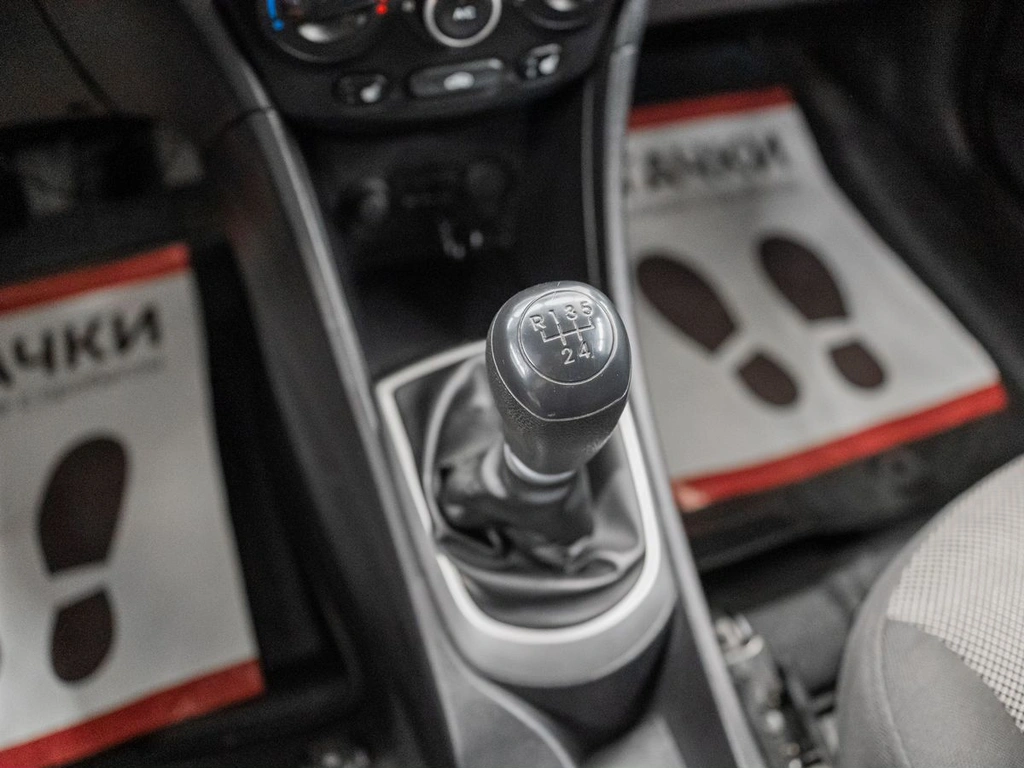 Фото